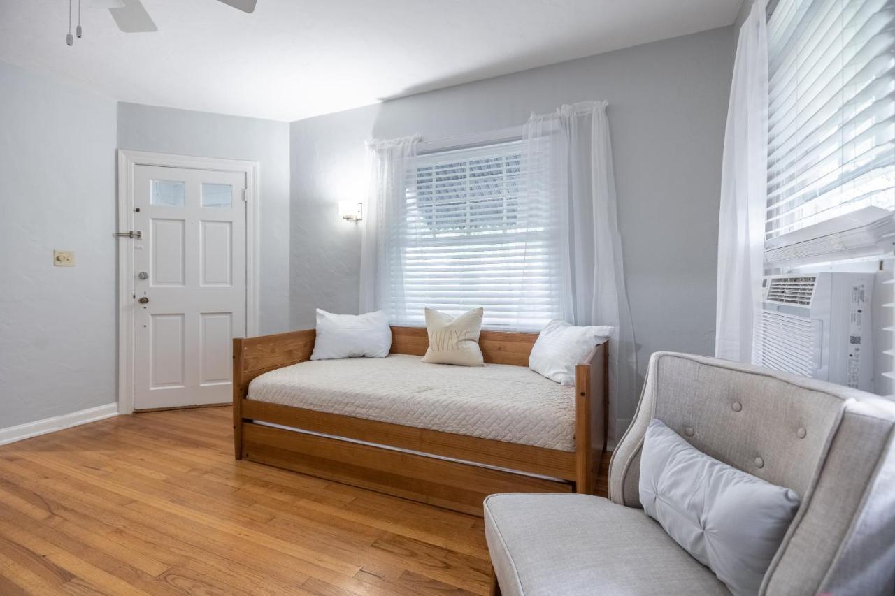 Cozy Apartments In The Triplex House, Historic District Of Orlando Esterno foto