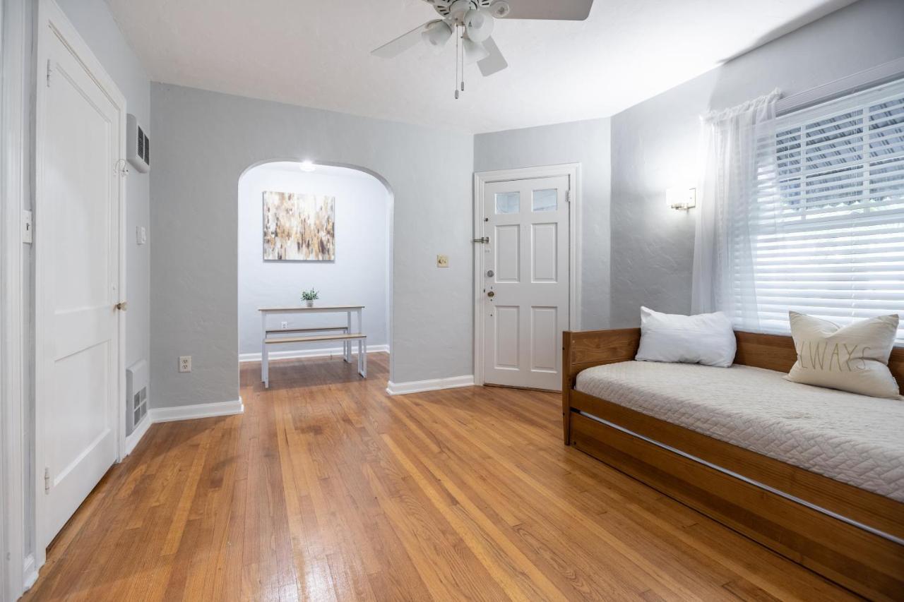 Cozy Apartments In The Triplex House, Historic District Of Orlando Esterno foto
